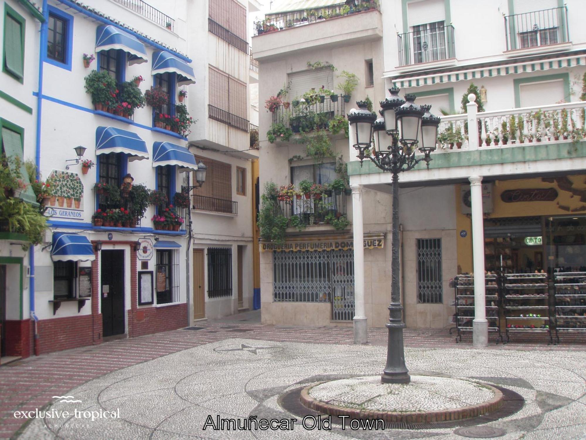 Los Cipreses - Casa Ola Almunecar Exterior photo